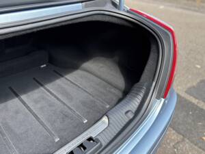 Image 12/50 of Jaguar XJ 5.0 (2011)