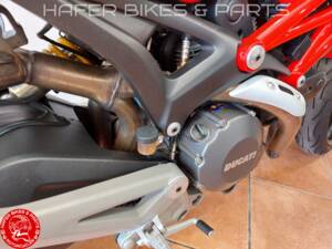 Imagen 18/31 de Ducati Monster 696 Plus (2009)