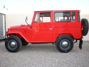 Bild 4/8 von Toyota Land Cruiser FJ 40 (1978)
