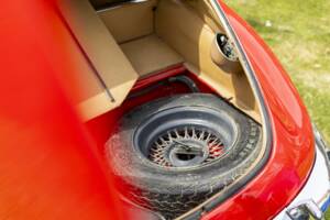 Image 10/20 de Jaguar E-Type (1969)