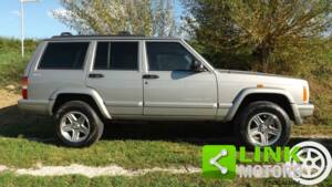 Image 5/10 de Jeep Cherokee 2.5 TD (2000)