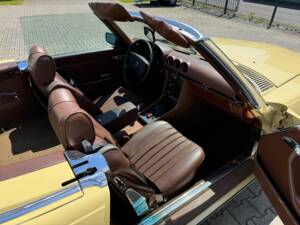 Afbeelding 11/15 van Mercedes-Benz 450 SL (1976)