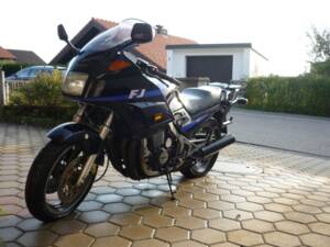 Imagen 1/4 de Yamaha DUMMY (1990)