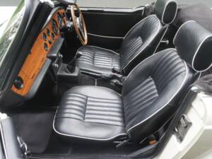Bild 15/24 von Triumph TR 6 PI (1973)