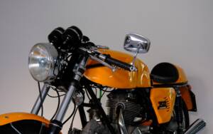 Afbeelding 37/96 van Ducati 750 Sport (1974)