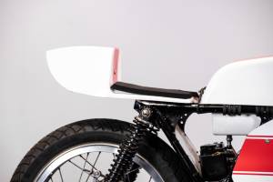 Image 13/34 de Yamaha DUMMY (1976)