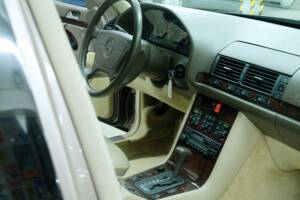 Bild 35/50 von Mercedes-Benz S 280 (1994)
