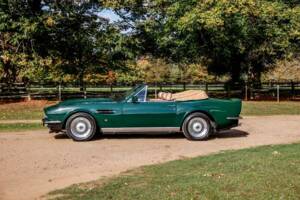 Bild 16/41 von Aston Martin V8 Vantage Volante (1988)
