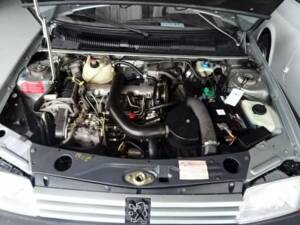 Image 16/17 of Peugeot 205 Diesel (1988)