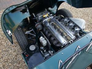 Image 14/50 de Jaguar Type E 4.2 (1967)