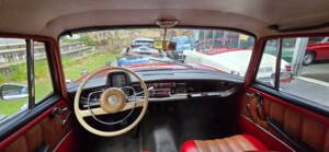 Image 17/21 of Mercedes-Benz 200 D (1968)