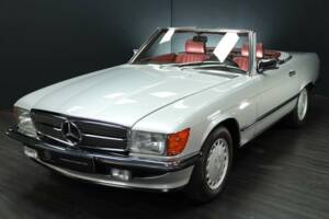 Immagine 1/30 di Mercedes-Benz 300 SL (1988)