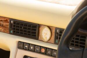 Bild 15/42 von Maserati Biturbo Spyder i (1988)