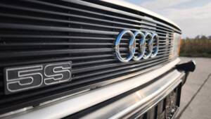 Image 17/94 de Audi 80 CD 5S (1982)