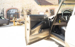 Image 25/53 of Citroën DS 23 Pallas (1972)