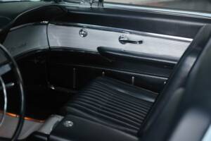 Immagine 29/50 di Ford Thunderbird (1962)
