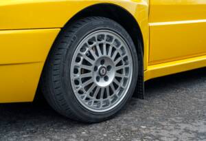 Image 10/27 of Lancia Delta HF Integrale Evoluzione I (1992)