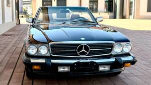 Immagine 6/20 di Mercedes-Benz 560 SL (1986)