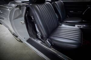 Image 41/100 de Mercedes-Benz 450 SL (1973)