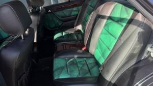 Image 9/15 of Mercedes-Benz E 500 Limited (1994)