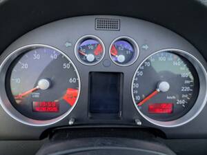 Bild 32/41 von Audi TT 1.8 T (2002)