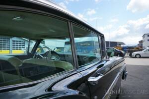 Image 34/77 of Ford Fairlane 500 Club Victoria (1958)