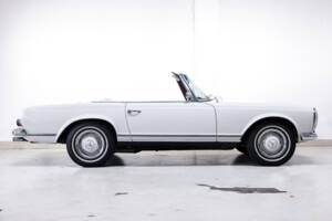 Image 4/29 de Mercedes-Benz 230 SL (1964)