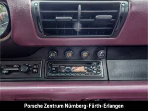 Bild 31/48 von Porsche 911 Carrera 4 (1991)