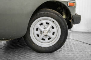 Immagine 36/50 di MG MGB (1977)
