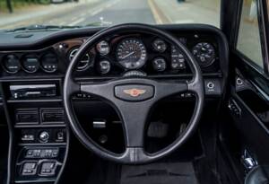 Image 17/28 of Bentley Continental (1988)