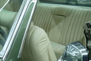 Image 23/50 de Mercedes-Benz 350 SLC (1973)
