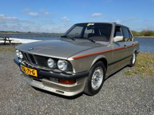 Bild 15/40 von BMW 524td (1985)