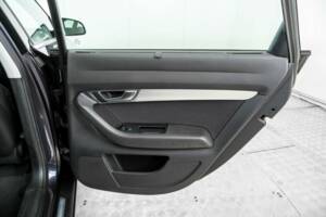 Immagine 40/45 di Audi A6 Avant 2.4 (2006)