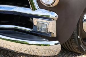 Imagen 23/50 de Chevrolet 3100 ½-ton (1955)