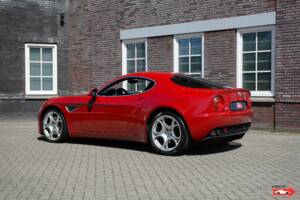 Bild 11/16 von Alfa Romeo 8C Competizione (2008)