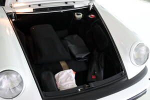 Imagen 5/30 de Porsche 911 Carrera 3.2 (WTL) (1986)