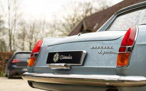 Image 13/88 of Peugeot 404 Coupé (1968)