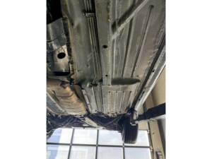 Image 33/36 of Mercedes-Benz 560 SL (1988)