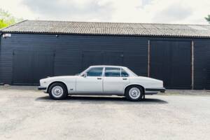Imagen 18/50 de Jaguar XJ 6 4.2 (1982)