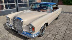 Bild 1/29 von Mercedes-Benz 280 SE (1968)