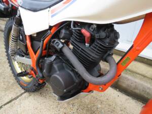 Image 15/34 of Honda TLR 200 (1983)