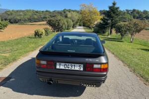 Image 12/35 of Porsche 924 S (1986)