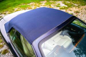 Bild 20/50 von Aston Martin DB 7 Vantage Volante (2002)