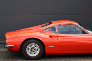 Image 29/35 of Ferrari Dino 246 GT (1972)