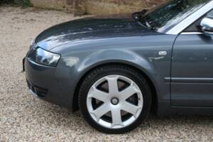 Image 23/50 de Audi S4 (2004)