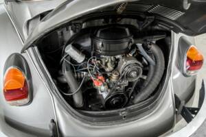 Image 36/50 of Volkswagen Beetle 1303 LS (1971)