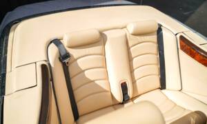 Bild 6/50 von Bentley Azure (2001)