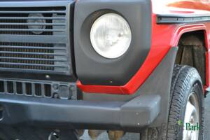 Image 40/50 of Mercedes-Benz 200 GE (SWB) (1987)