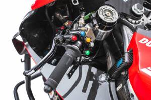 Bild 21/50 von Ducati DUMMY (2019)