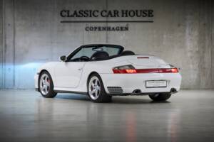 Imagen 35/98 de Porsche 911 Carrera 4S (2004)